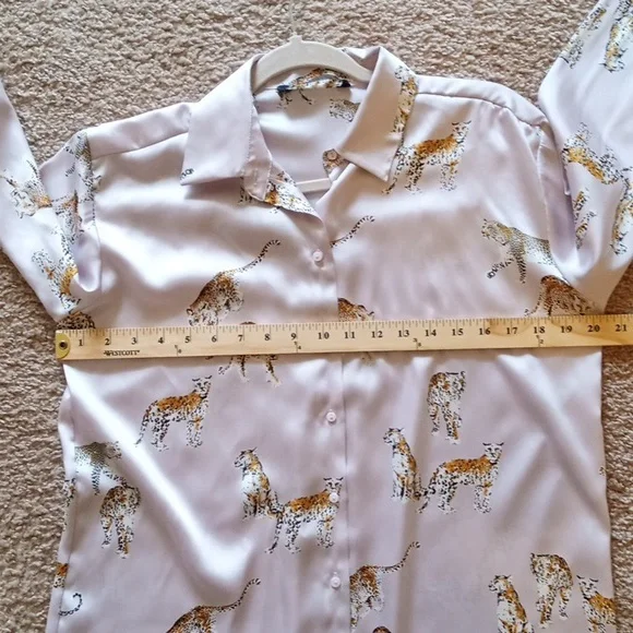 Zara button down animal leopard print long sleeves blouse top EUC - Picture 9 of 9